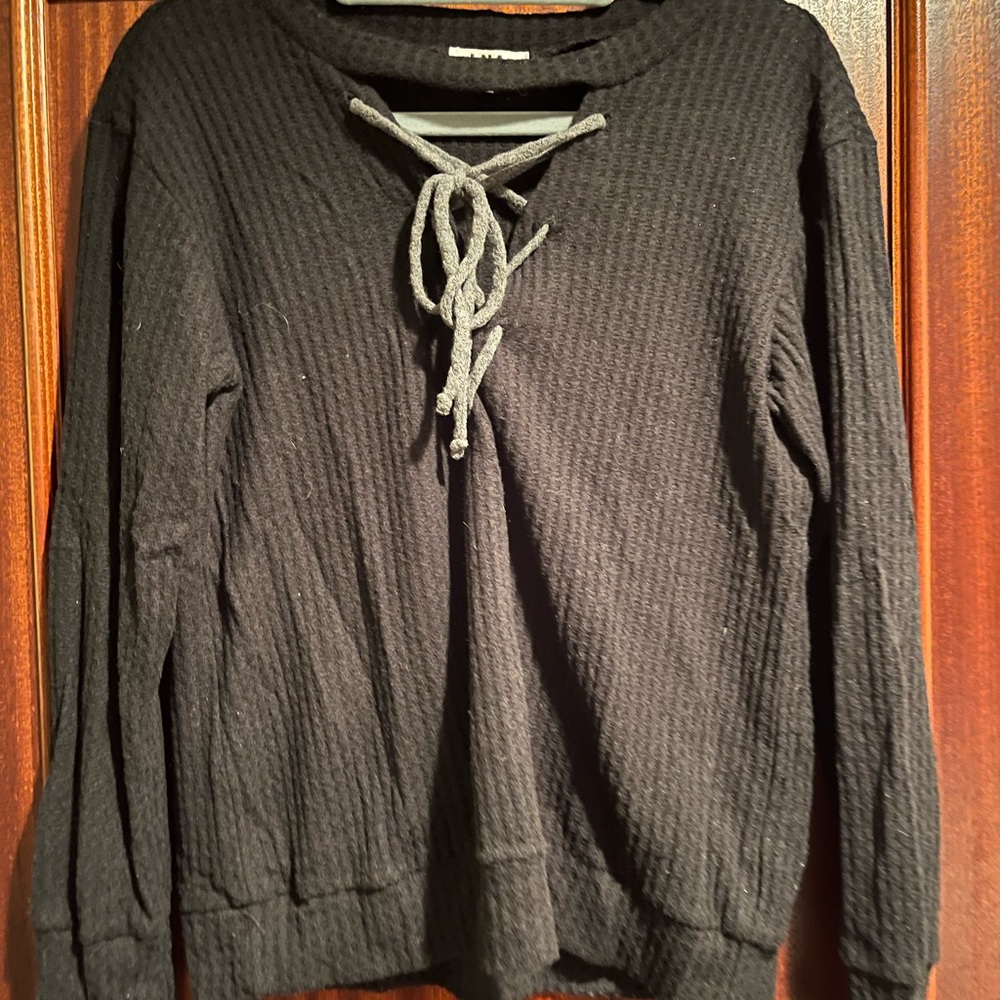 LNA Tie Up Top
